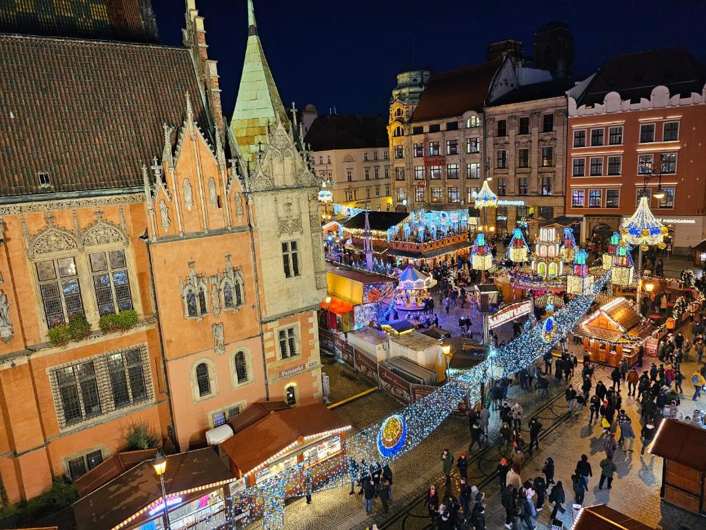 Widok na Jarmark ! Rynek Market Square Wroclove Tectum Apartments z widokiem na Rynek