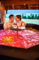 Osada Orlica klimatyczne domki z widokiem na góry i termalnym SPA sauna jacuzzi 4 km od Zieleniec Ski Arena