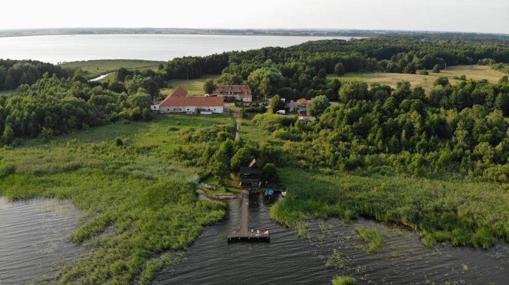 Folwark Łuknajno z Restauracją Regionalną, nad Jeziorem Śniardwy